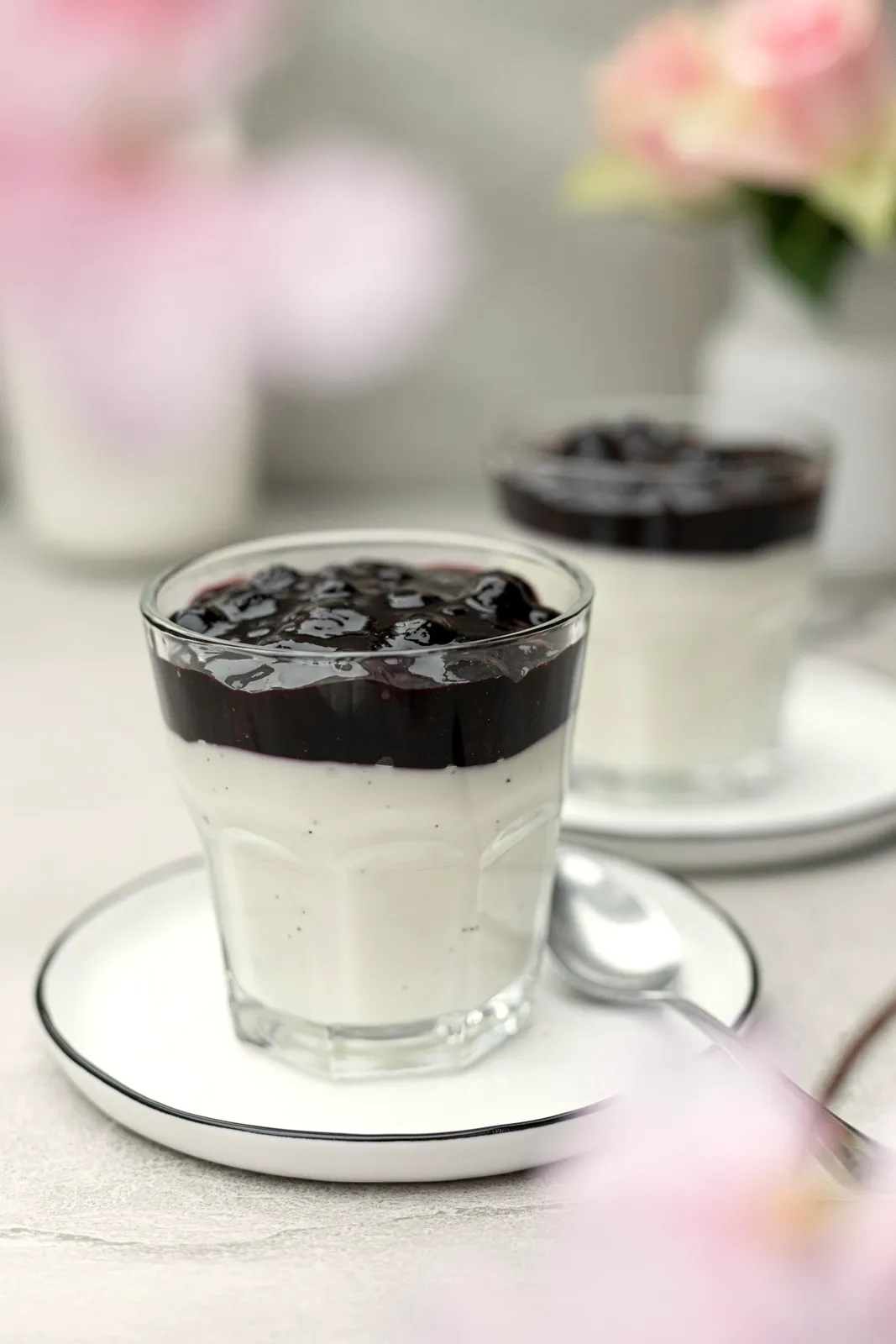 No-Bake Cheesecake Jars